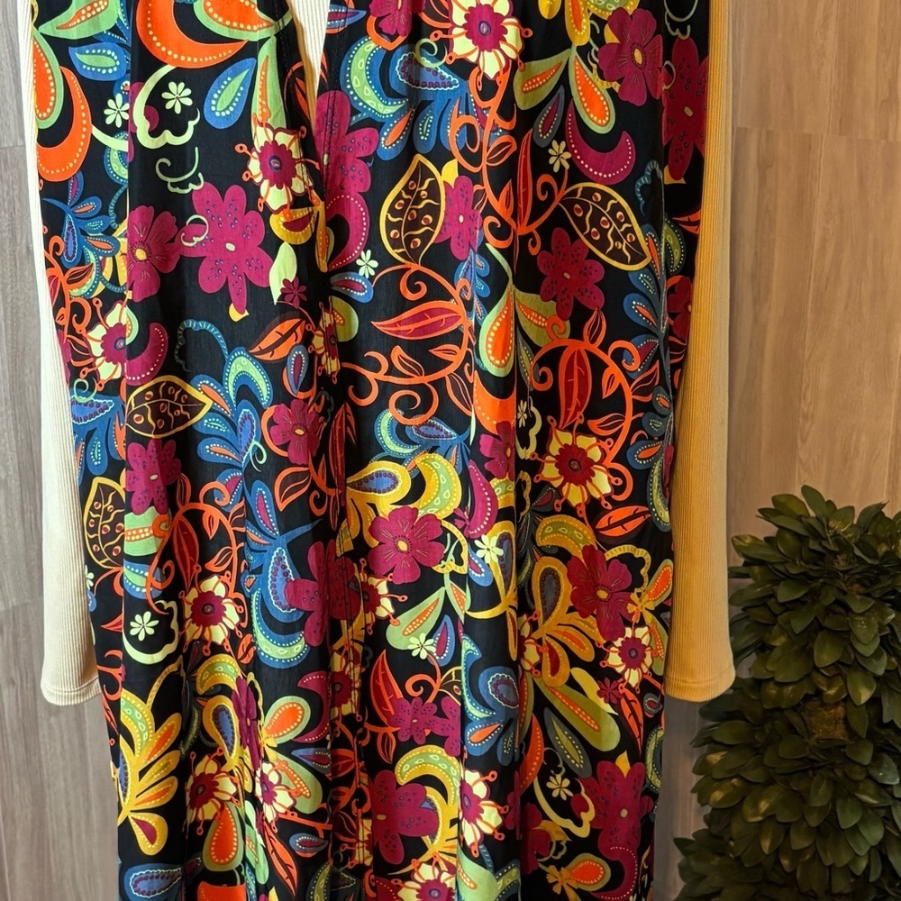 LuLaRoe Colorful Floral Long Vest Kimono - Picture 3 of 7